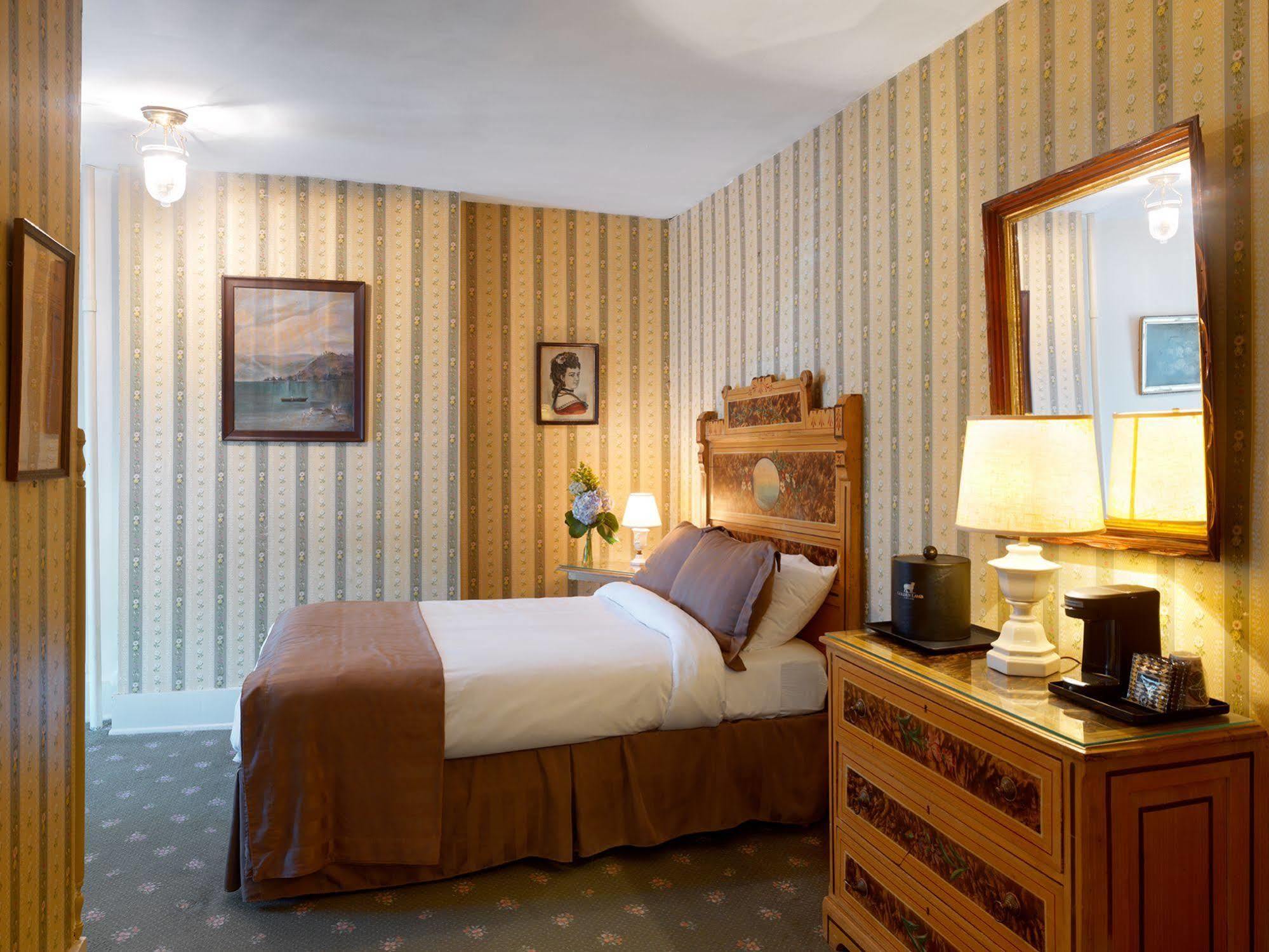 Hotel The Golden Lamb à Lebanon Extérieur photo