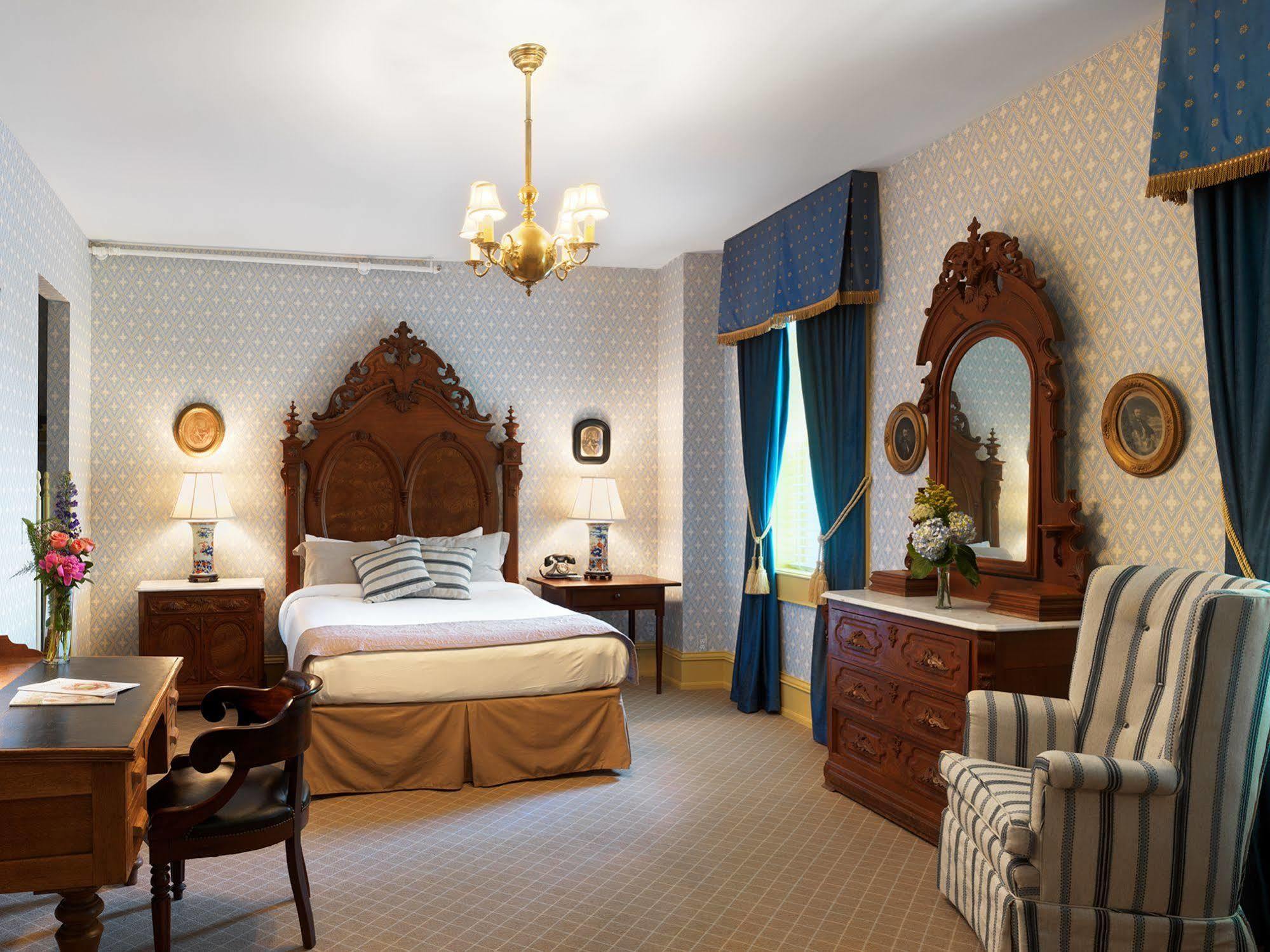 Hotel The Golden Lamb à Lebanon Extérieur photo